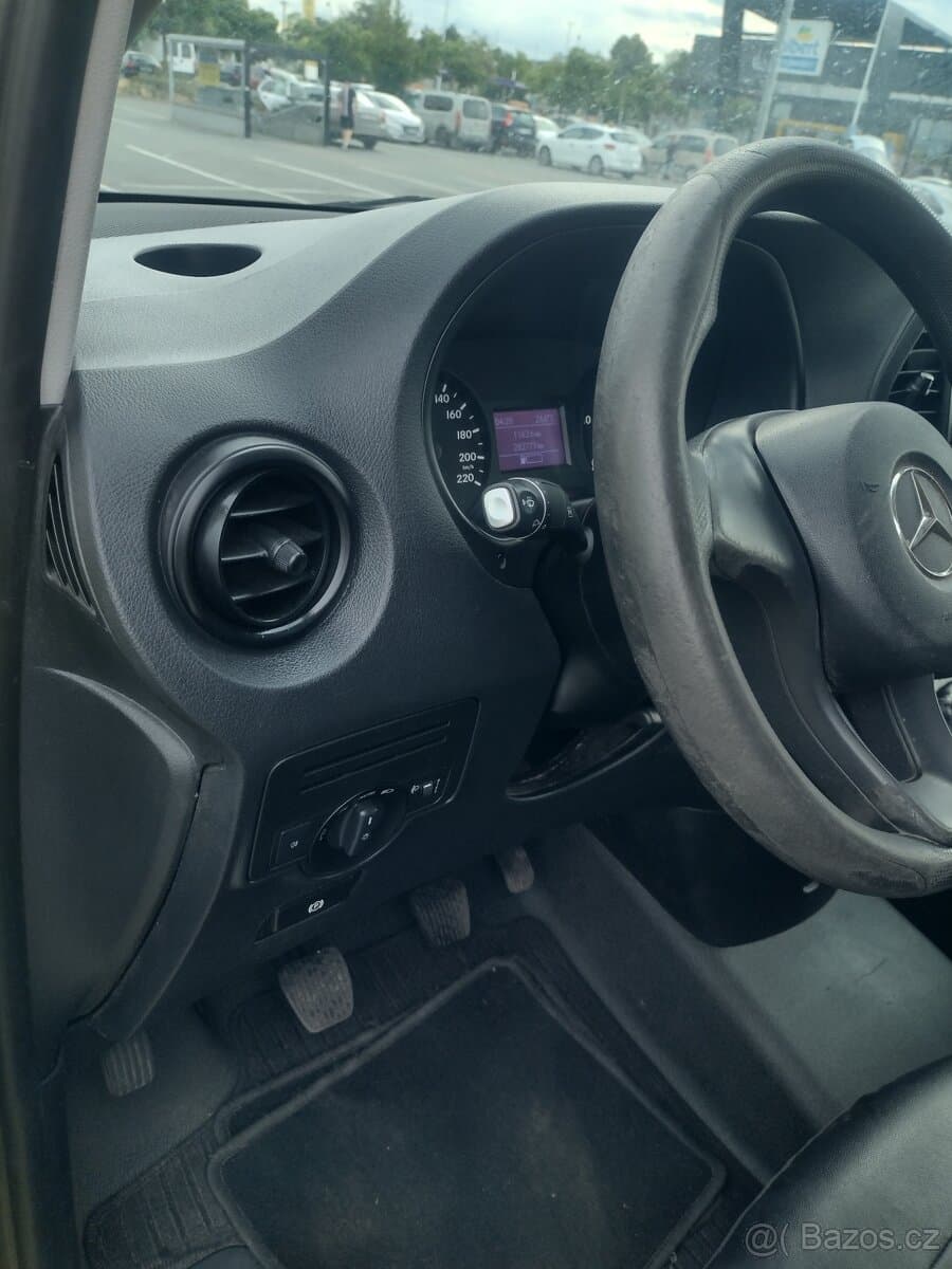 2018 Mercedes-Benz VITO - 11
