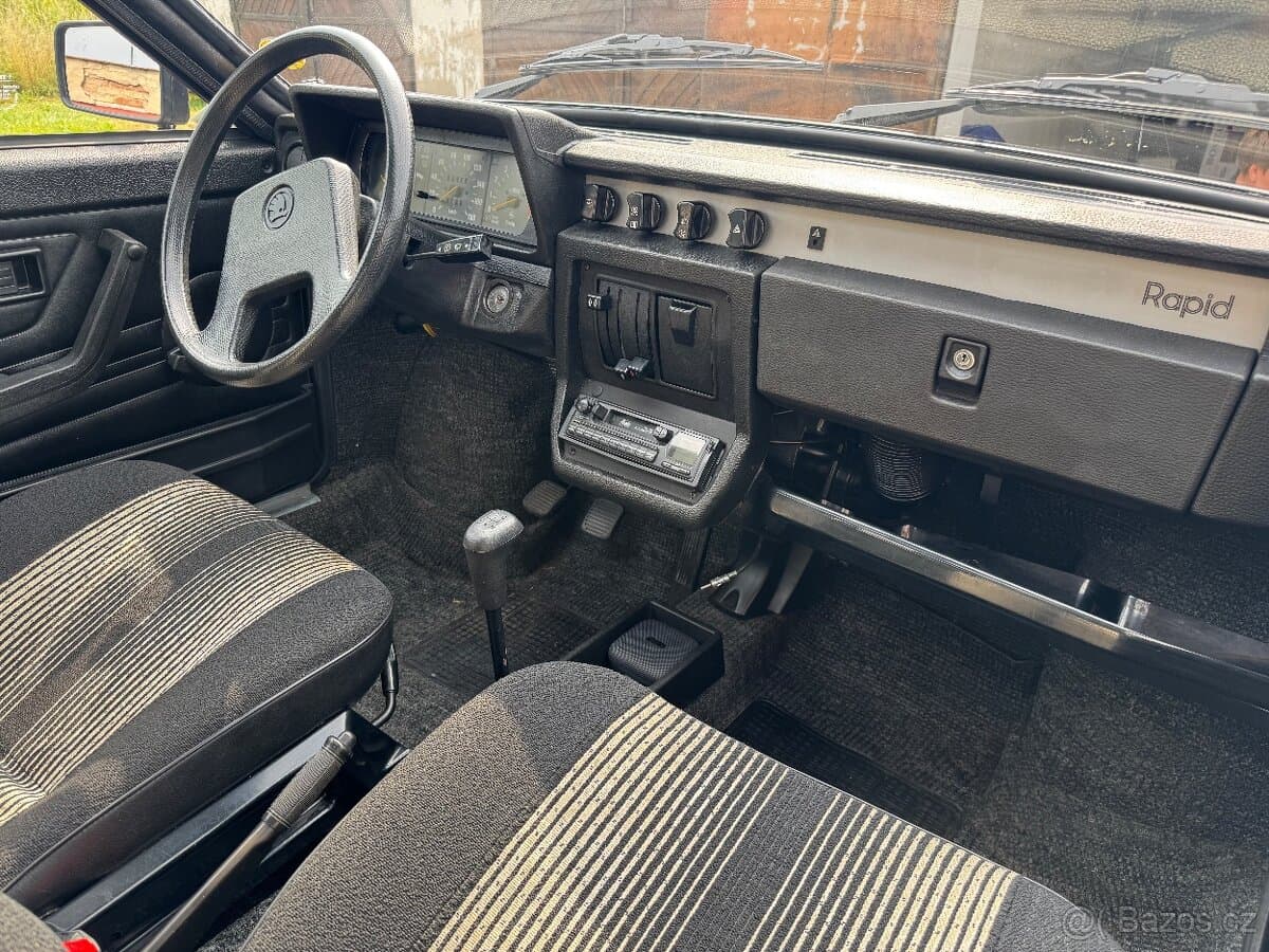 1989 Škoda RAPID - 11