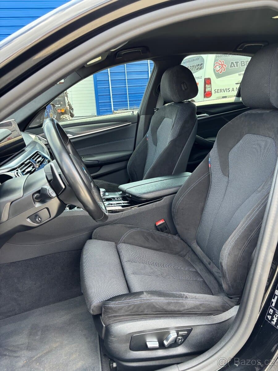 2020 BMW M5 - 11
