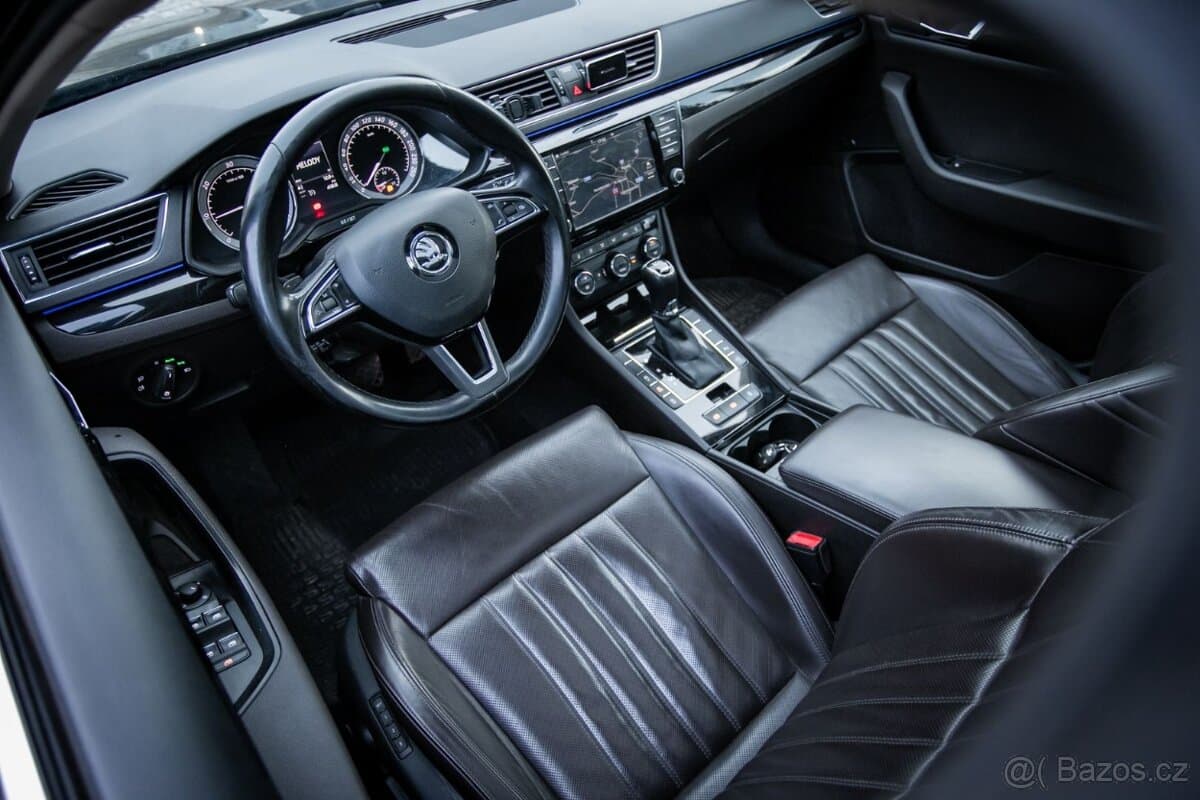 2015 Škoda SUPERB - 11