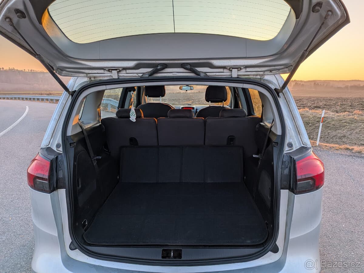2014 Opel ZAFIRA - 11