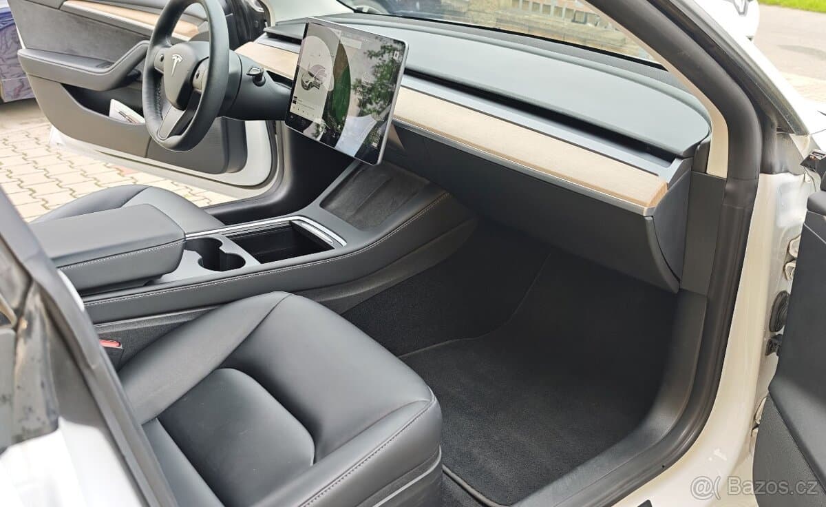 2021 Tesla MODEL 3 - 11