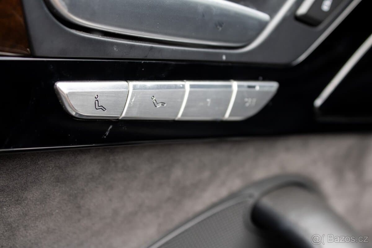 2014 Audi A8 - 11