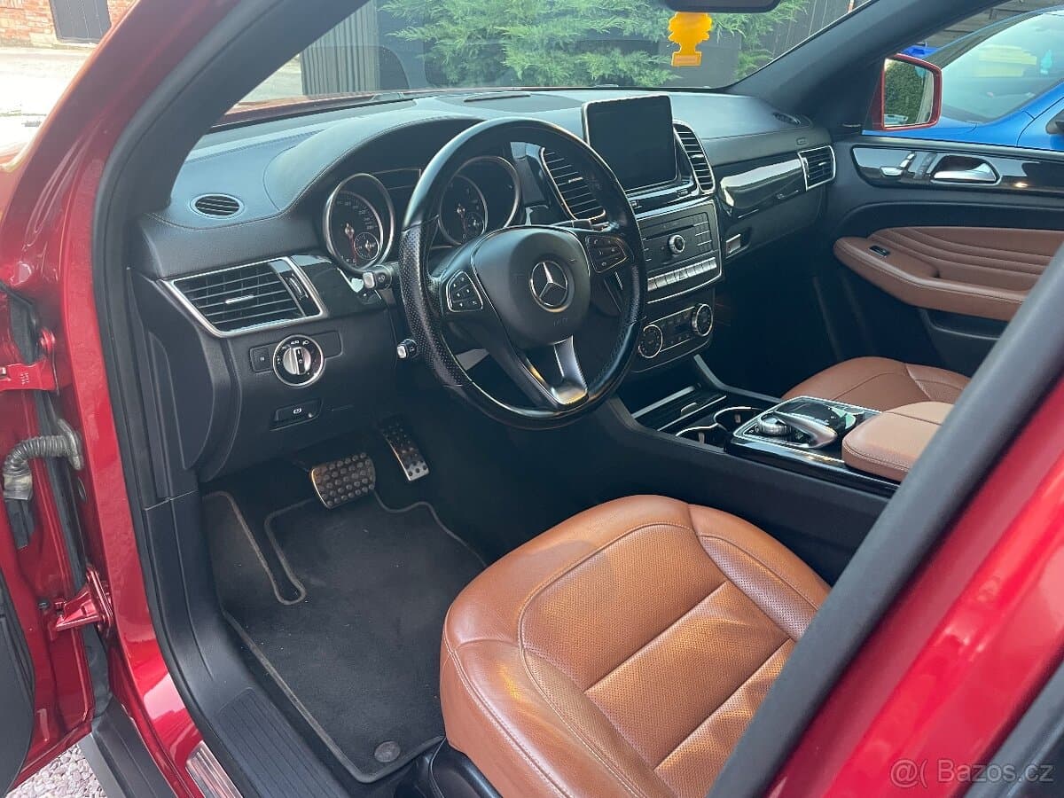 2017 Mercedes-Benz GL - 11
