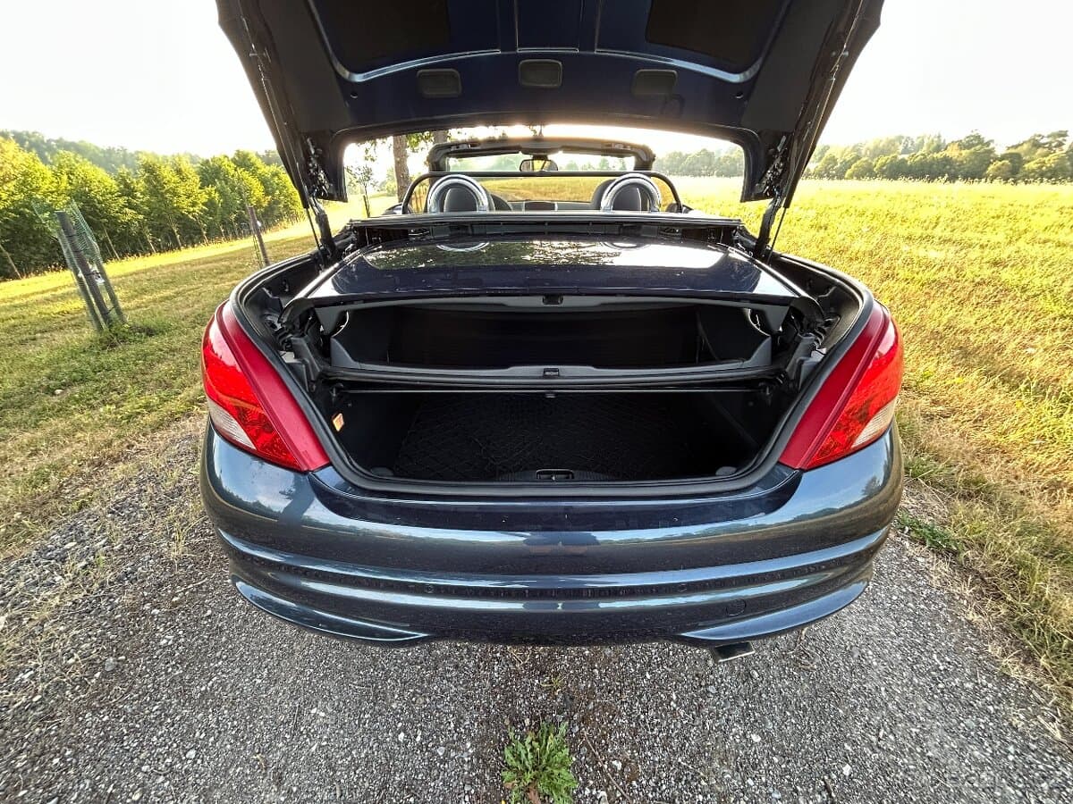 2015 Peugeot 207 - 11