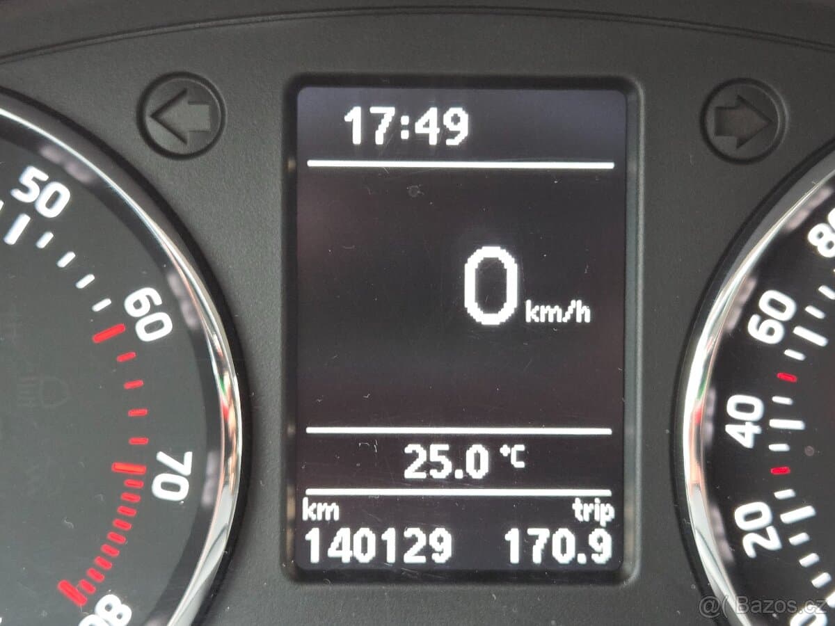 2014 Škoda RAPID - 11