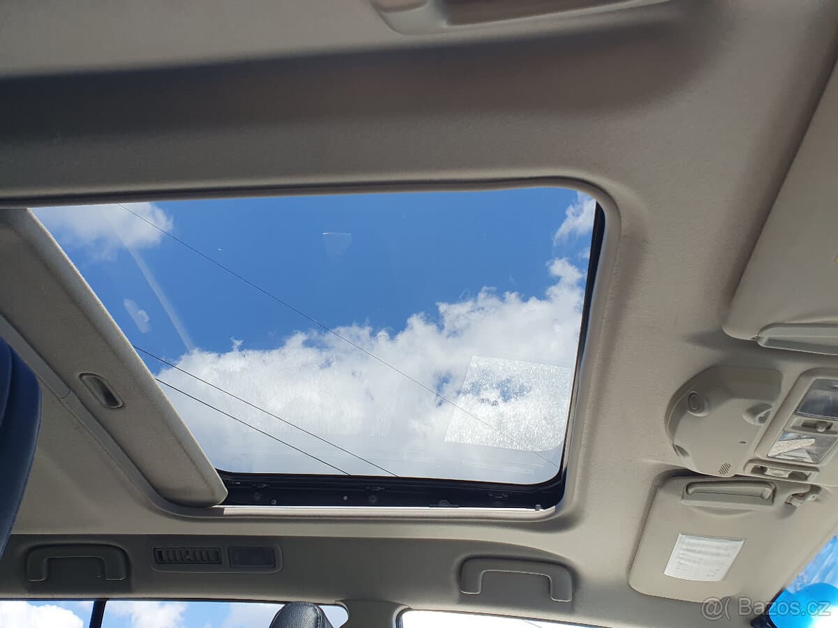 2013 Mitsubishi PAJERO - 11