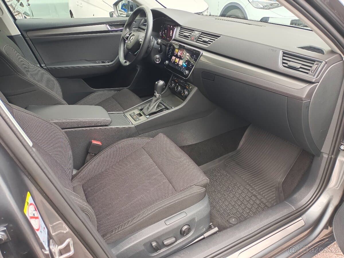 2023 Škoda SUPERB - 11
