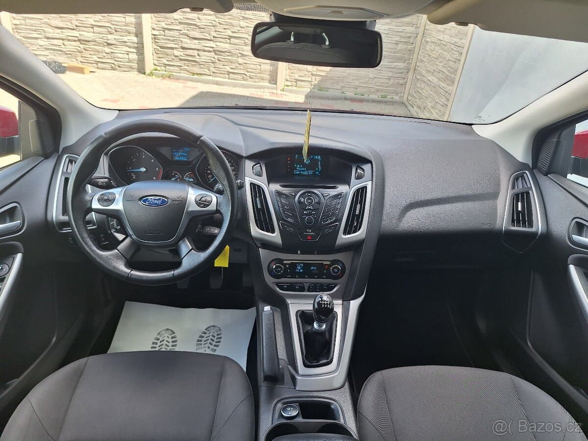 2014 Ford FOCUS - 11