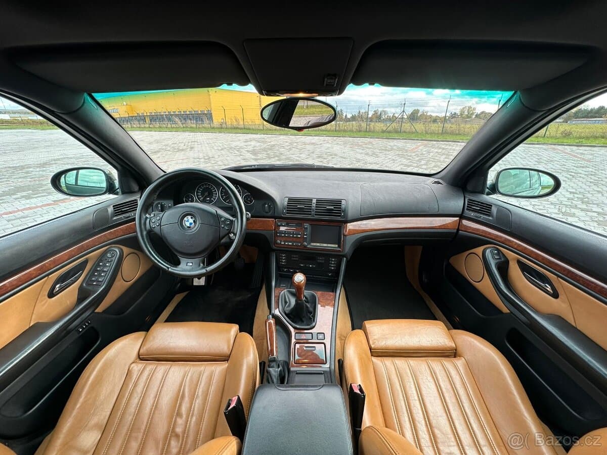 2000 BMW M5 - 11
