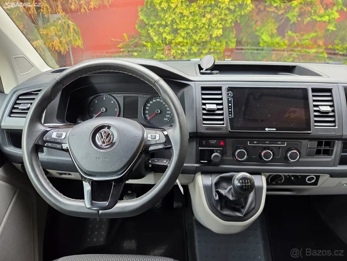 2017 Volkswagen TRANSPORTER - 11