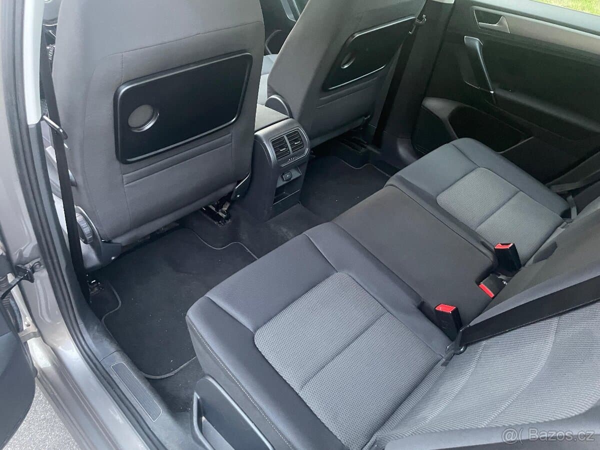 2014 Volkswagen GOLF - 11