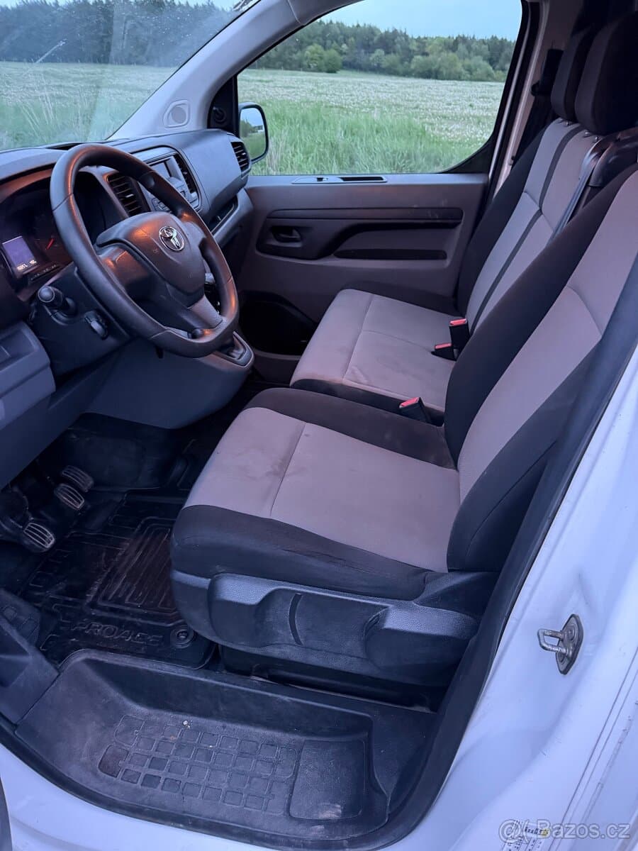 2017 Toyota PROACE - 11