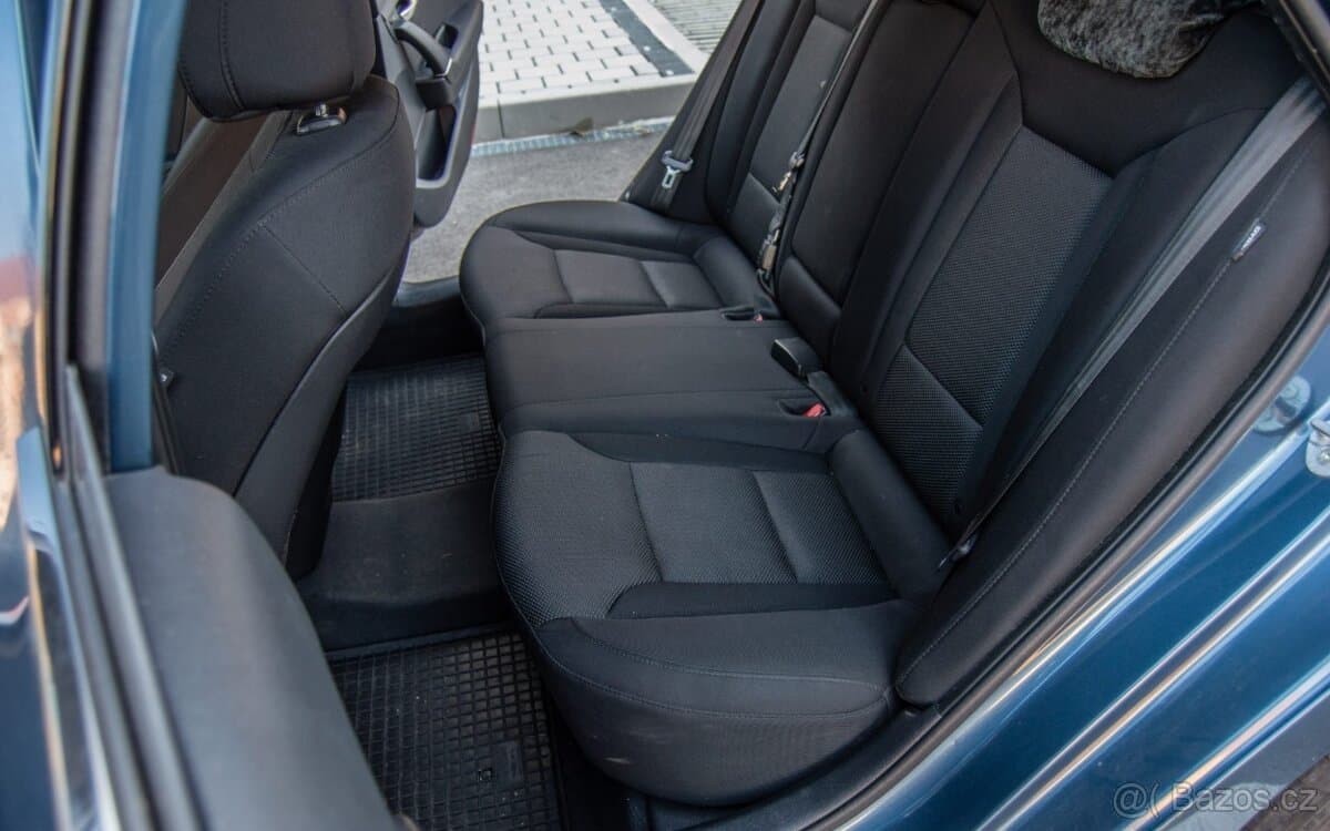 2011 Hyundai i40 - 11