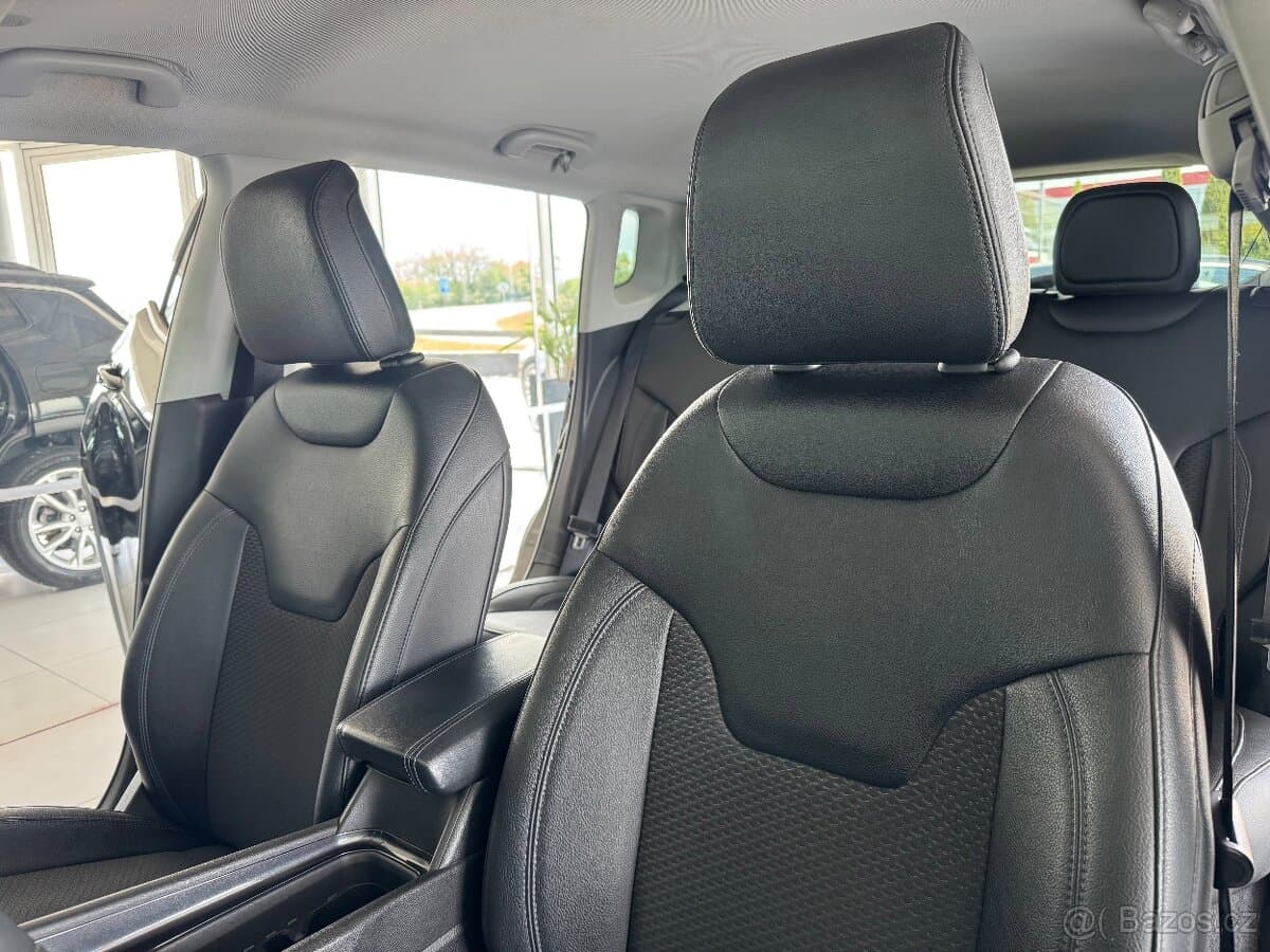 2021 Jeep COMPASS - 11