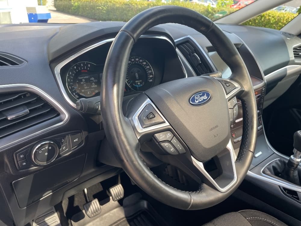 2022 Ford S-MAX - 11