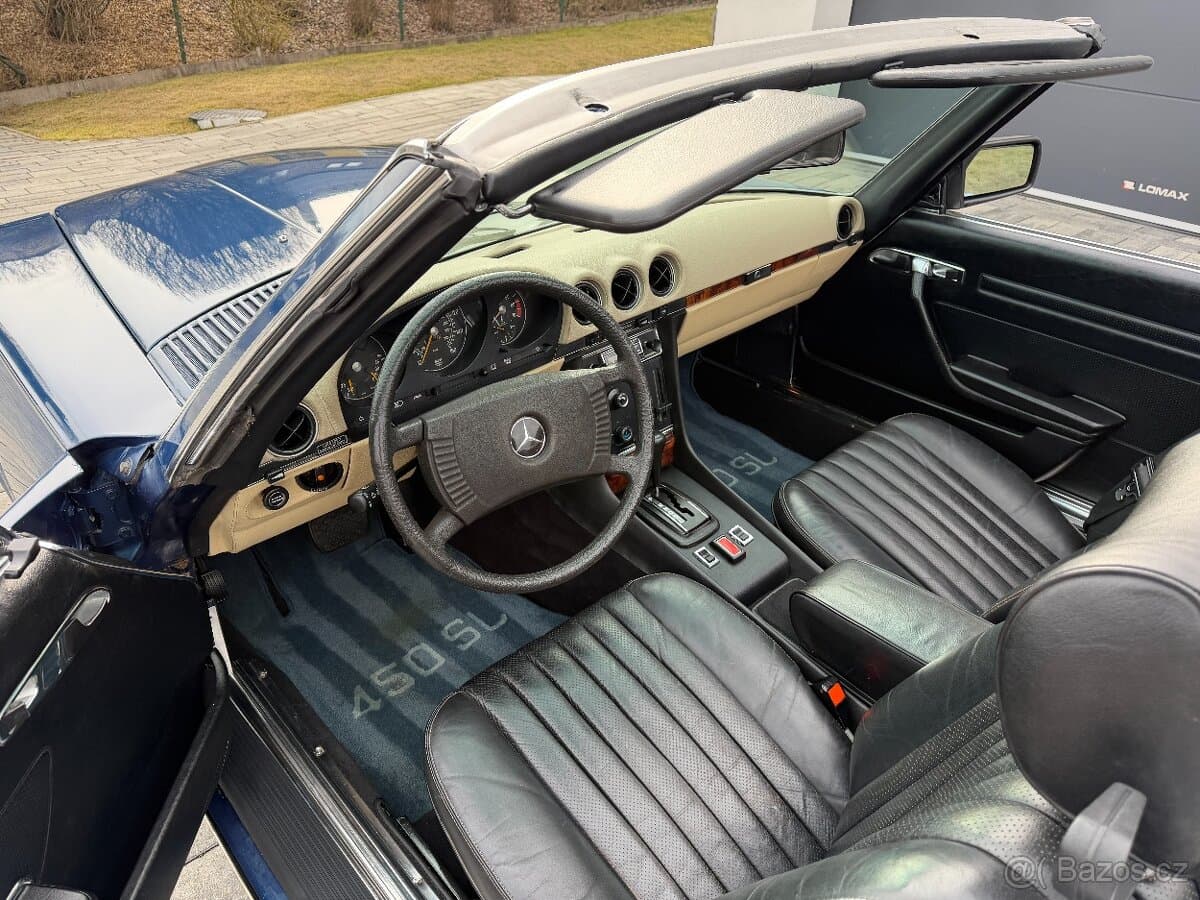 1976 Mercedes-Benz SL - 11