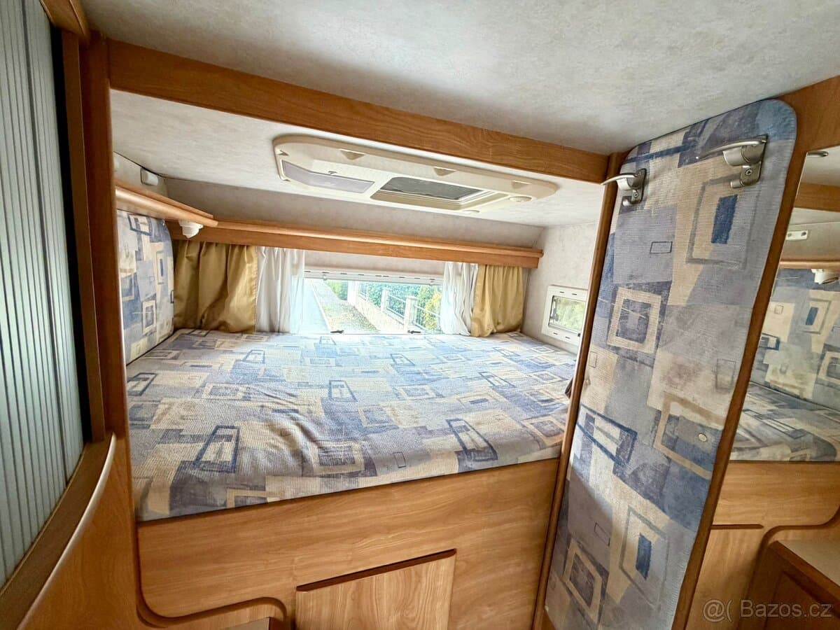 2003 Ford TRANSIT - 11