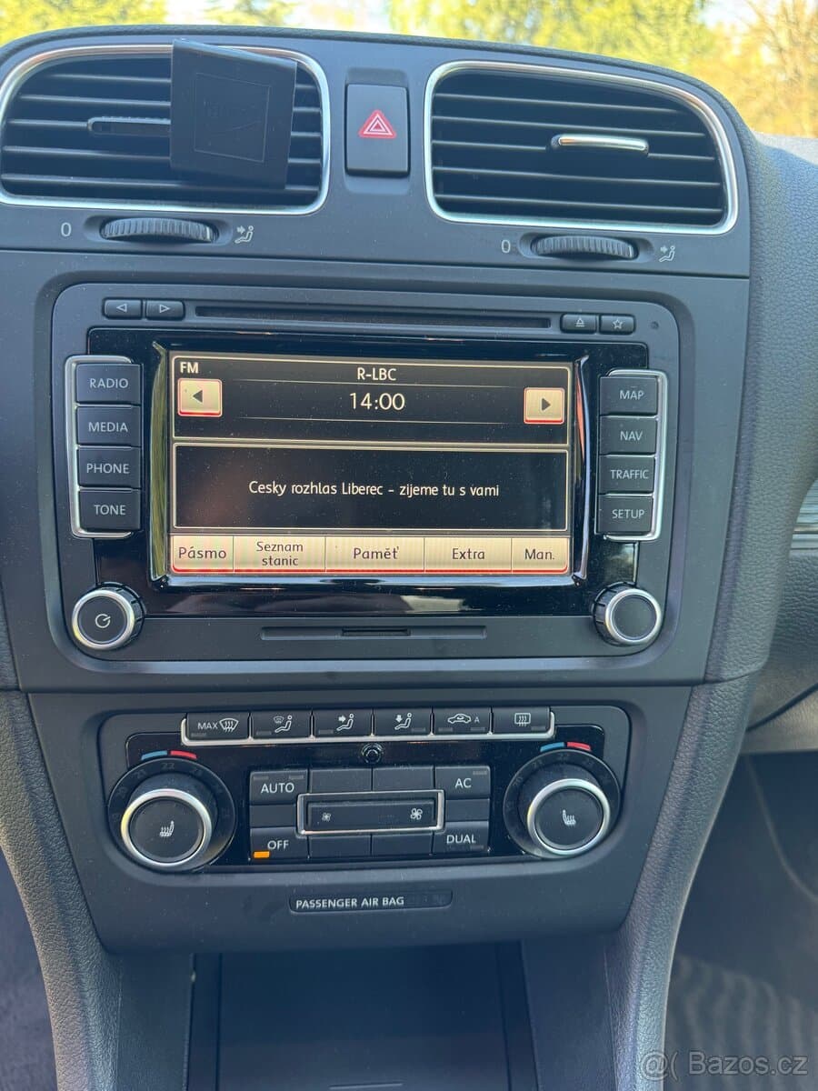 2013 Volkswagen GOLF - 11