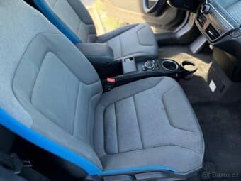 2016 BMW i3 - 11