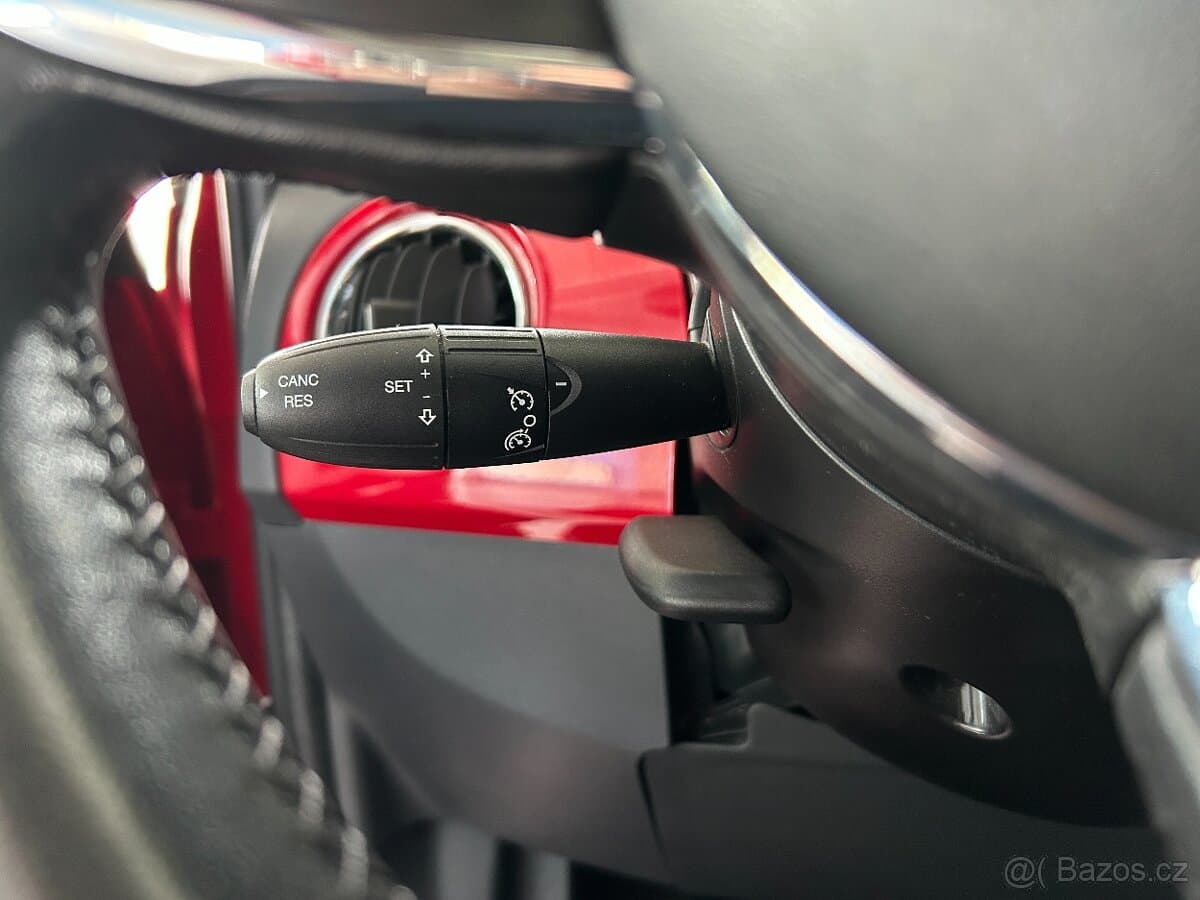 2017 Fiat 500 - 11