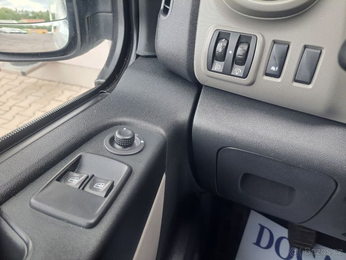 2018 Renault TRAFIC - 11