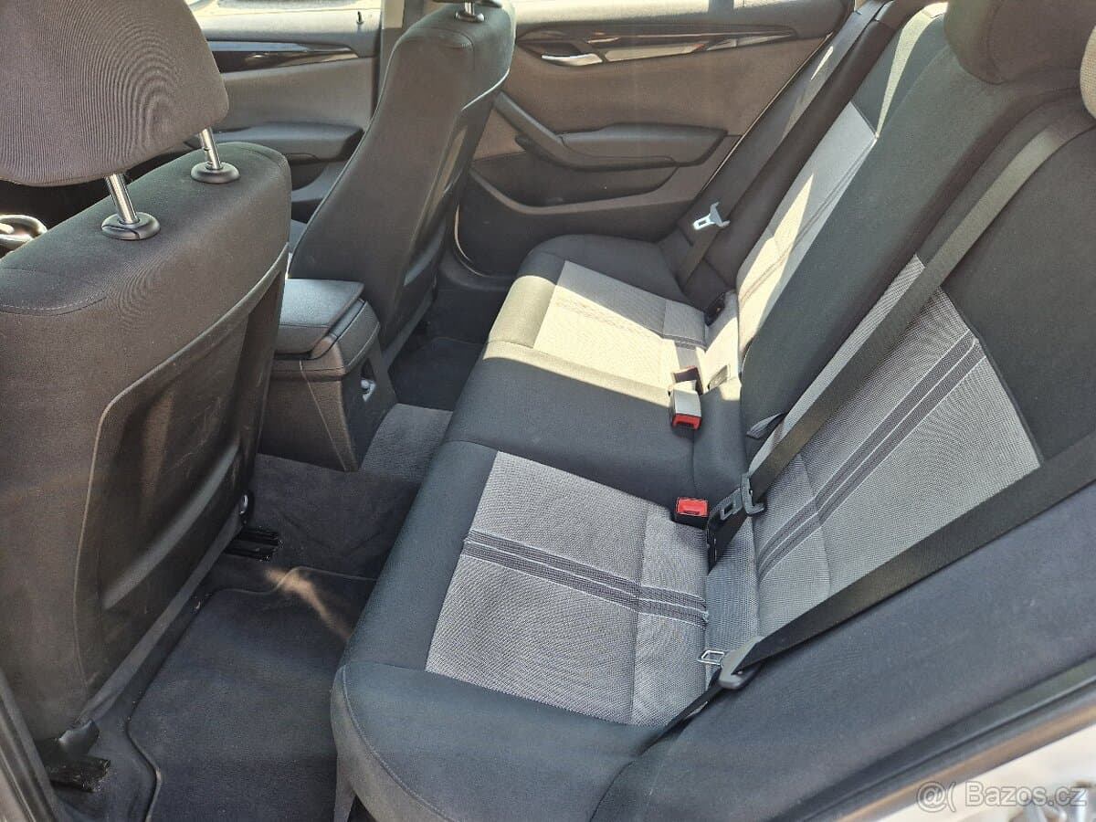 2012 BMW X1 - 11