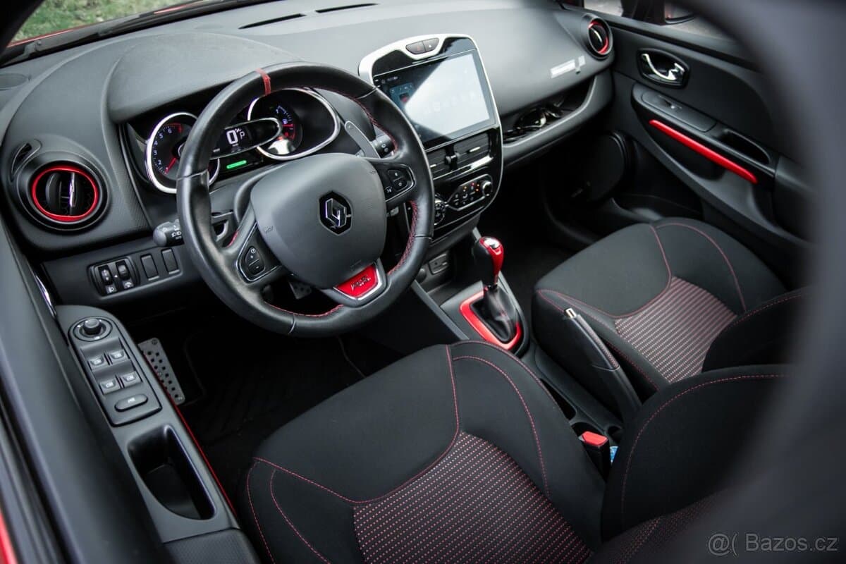 2014 Renault CLIO - 11
