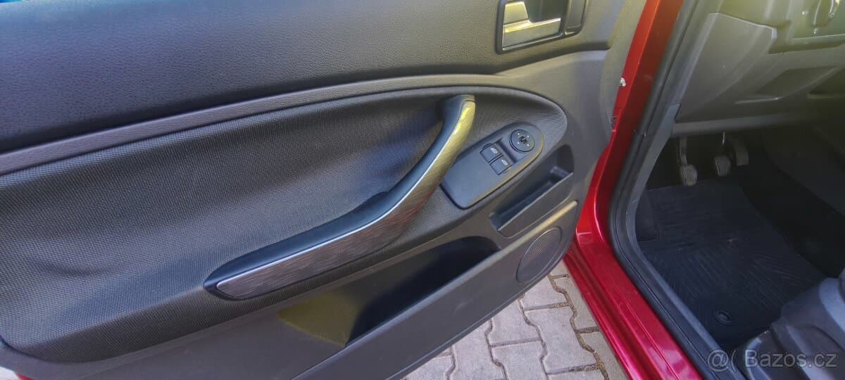 2008 Ford C-MAX - 11