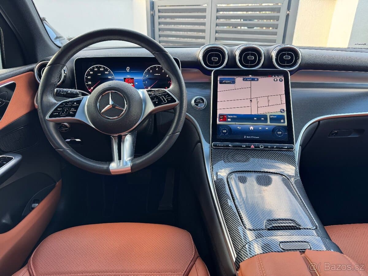 2023 Mercedes-Benz GLC - 11