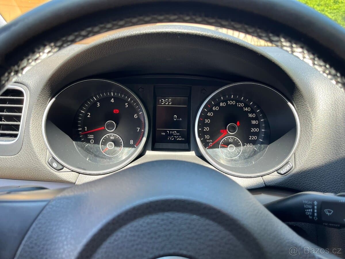 2012 Volkswagen GOLF - 11