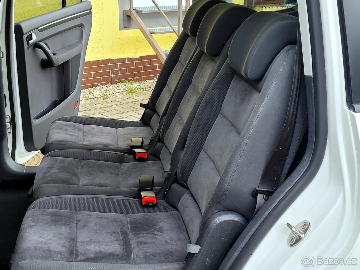 2012 Volkswagen TOURAN - 11