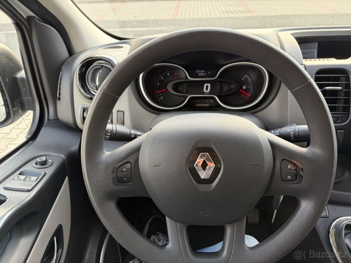 2018 Renault TRAFIC - 11