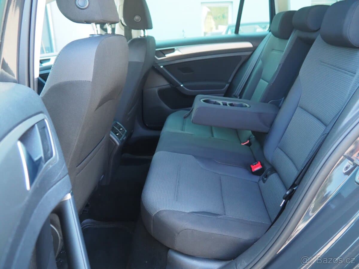2014 Volkswagen GOLF - 11