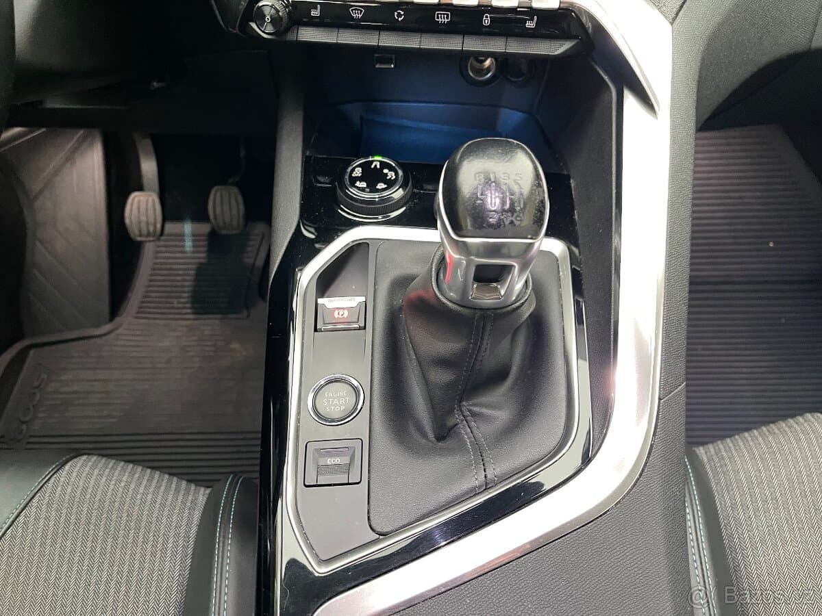 2021 Peugeot 5008 - 11