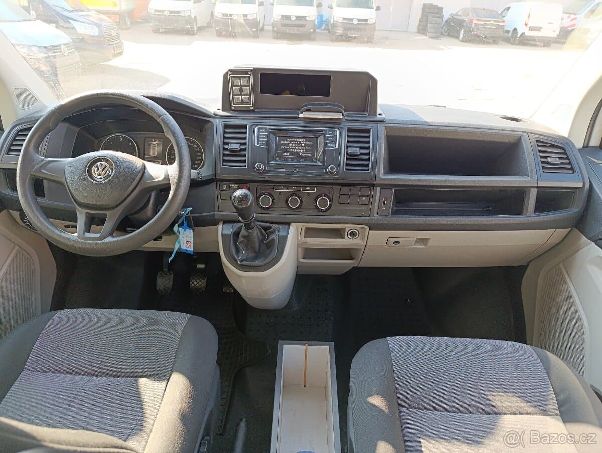 2017 Volkswagen TRANSPORTER - 11