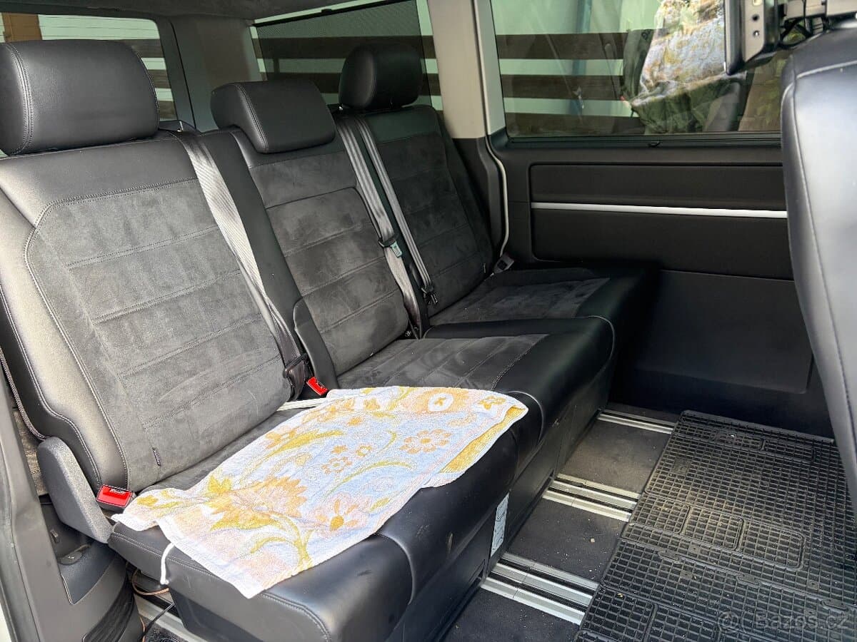 2017 Volkswagen MULTIVAN - 11