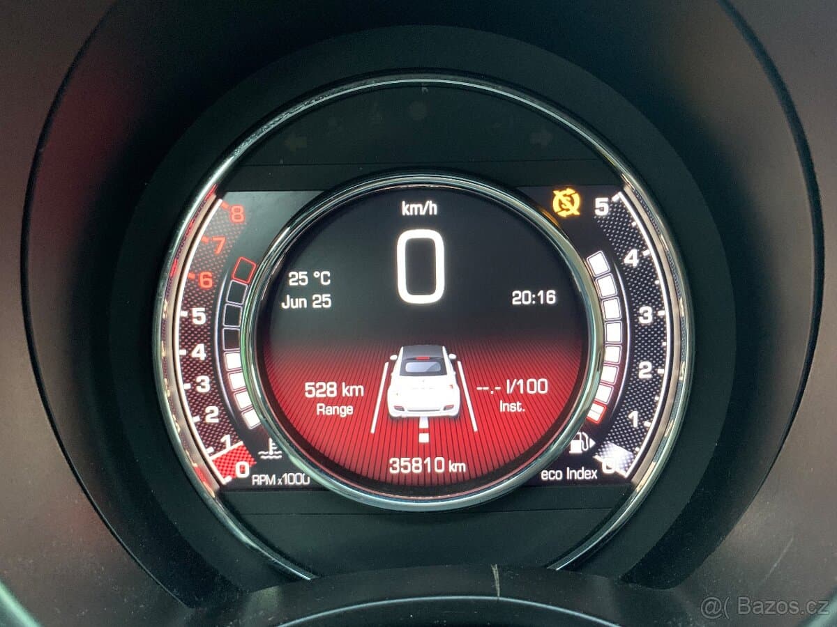 2015 Fiat 500 - 11