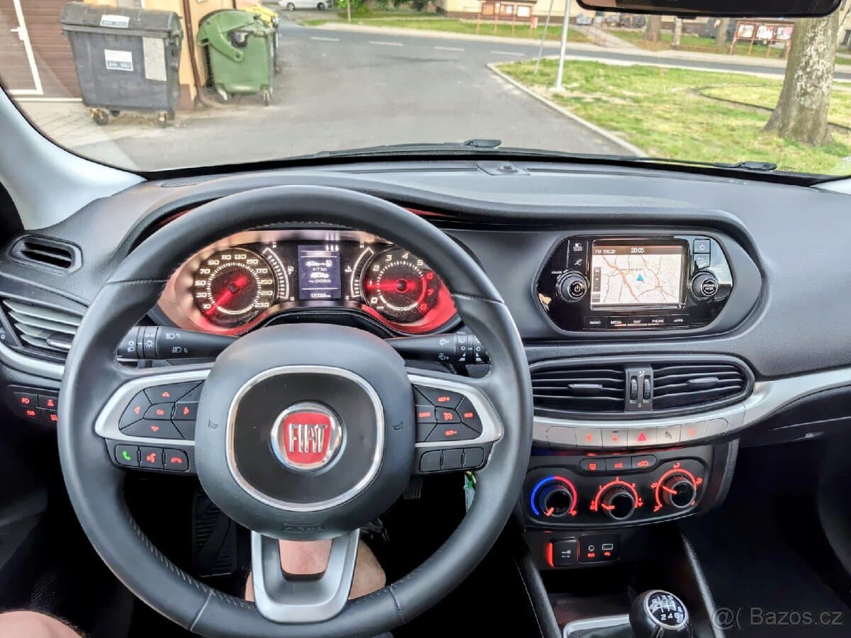 2017 Fiat TIPO - 11
