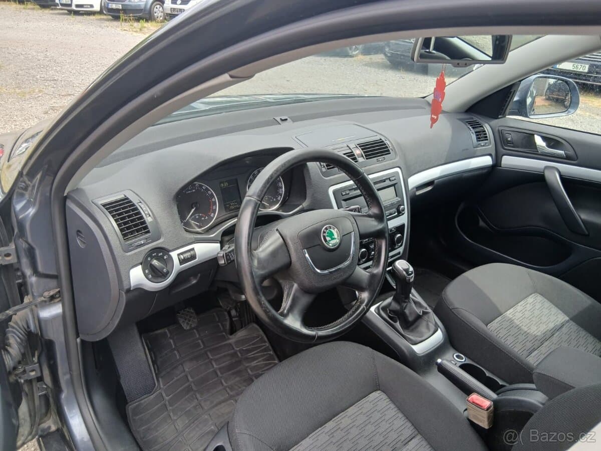 2011 Škoda OCTAVIA - 11