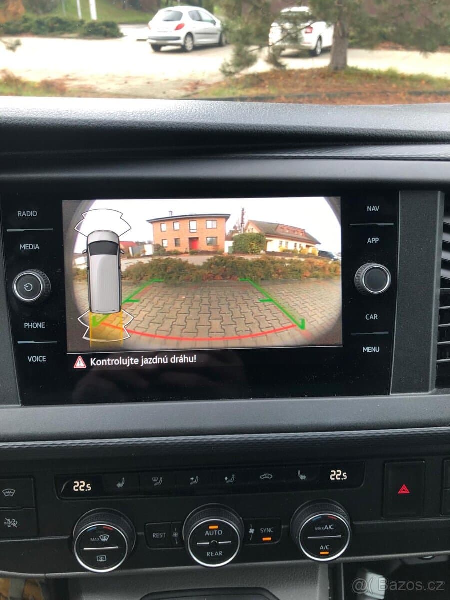 2023 Volkswagen CARAVELLE - 11