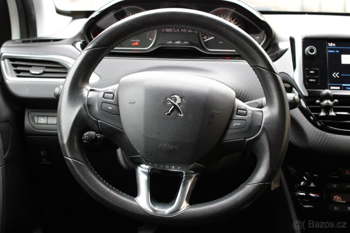 2018 Peugeot 2008 - 11