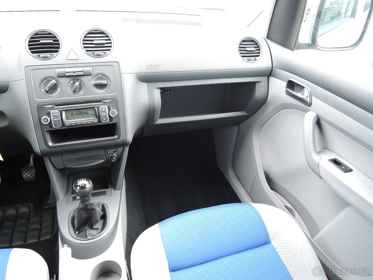 2010 Volkswagen CADDY - 11