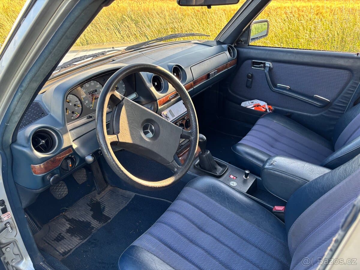 1983 Mercedes-Benz 190 - 11