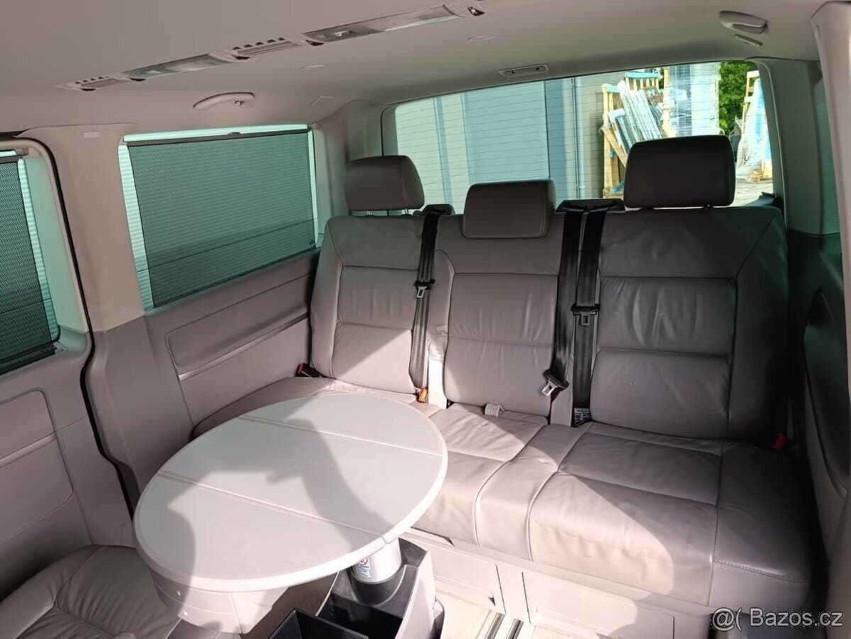 2006 Volkswagen MULTIVAN - 11