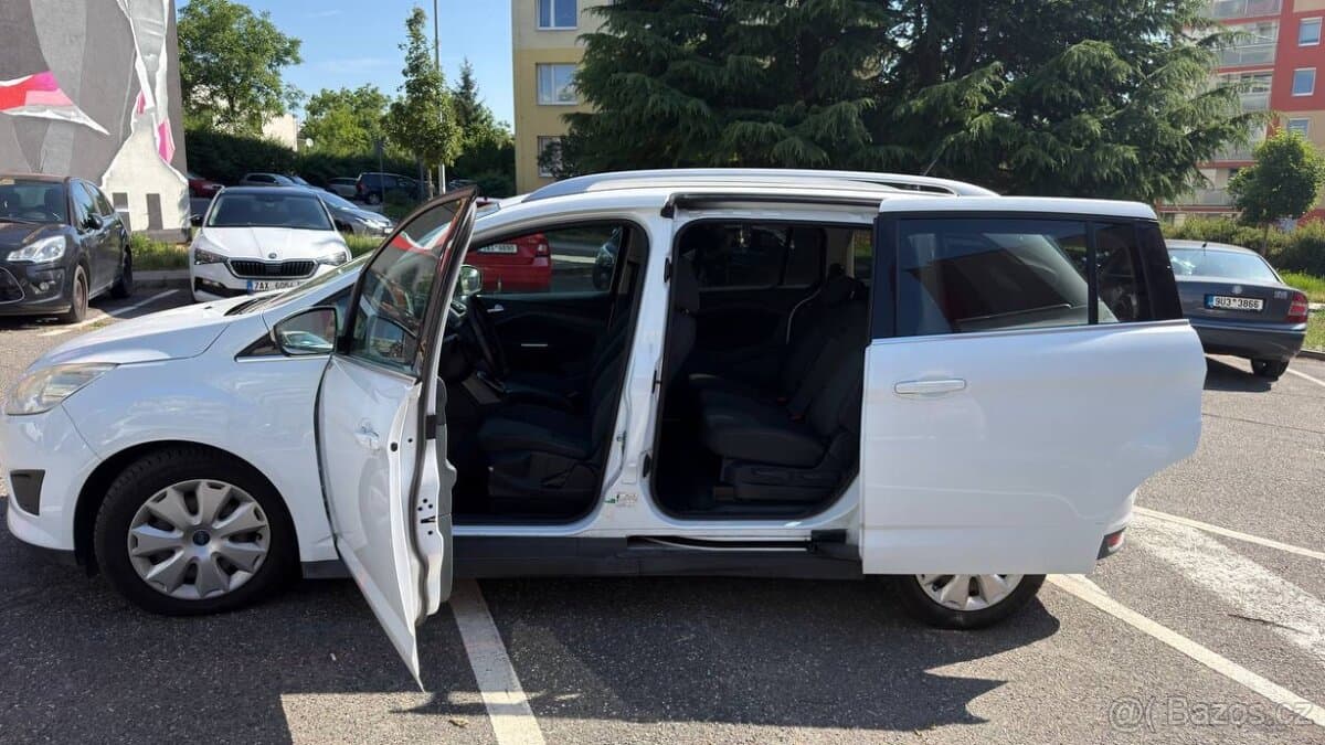 2014 Ford C-MAX - 11