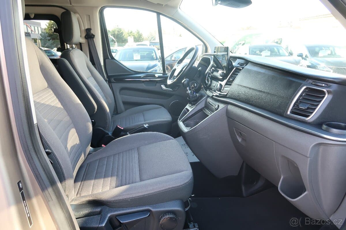 2019 Ford TOURNEO - 11