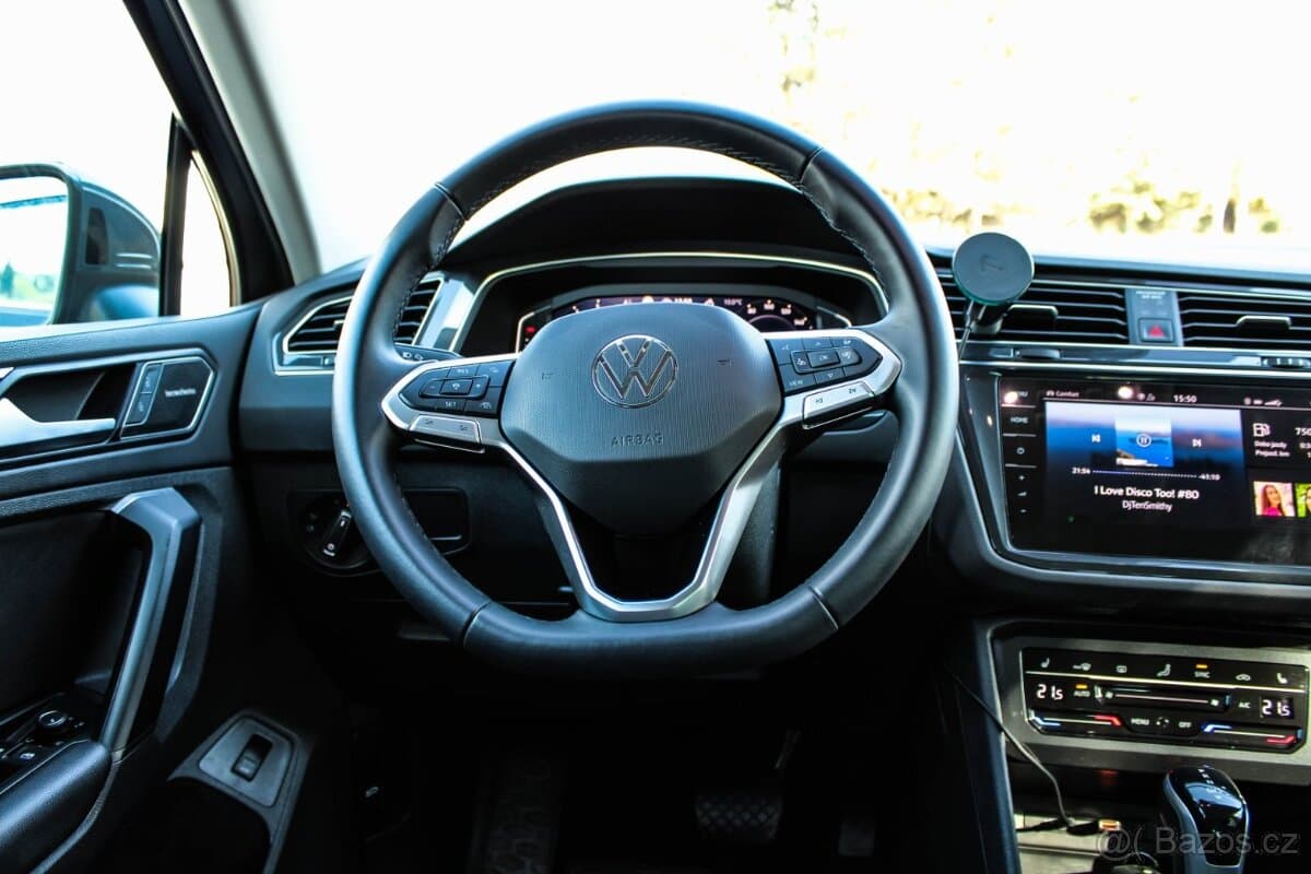 2021 Volkswagen TIGUAN - 11