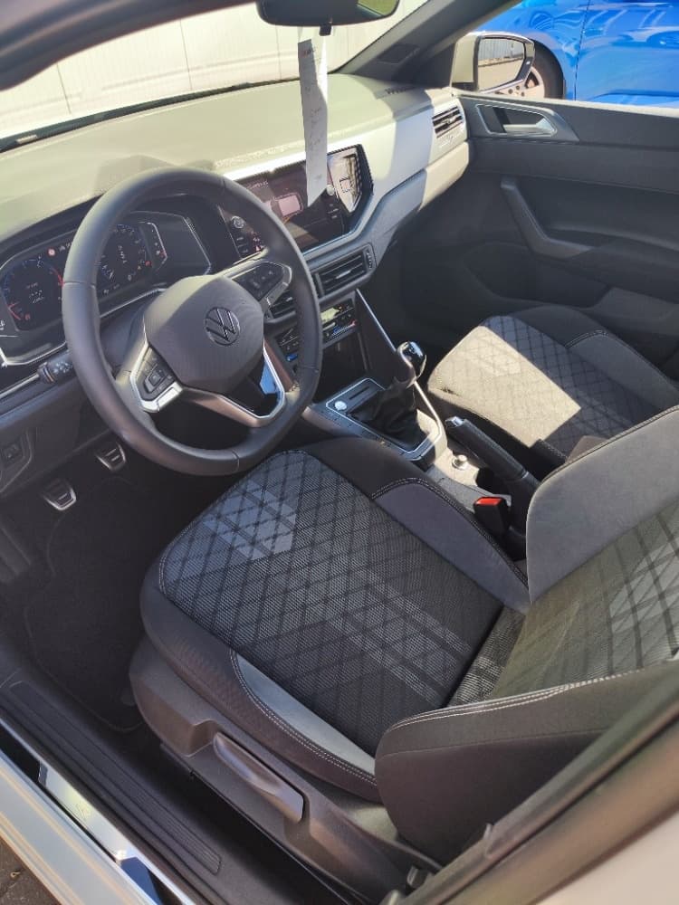 2024 Volkswagen POLO - 11