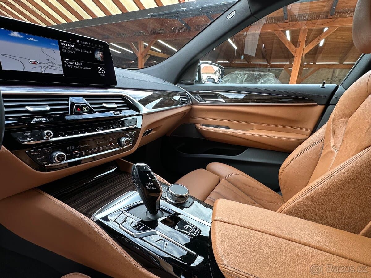 2022 BMW OSTATNÍ - 11